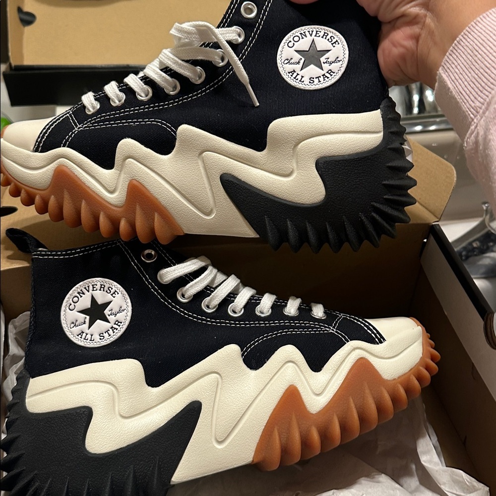 Converse Run Star motion HI Black and Cream Athletic Shoes - Picture 3 of 3